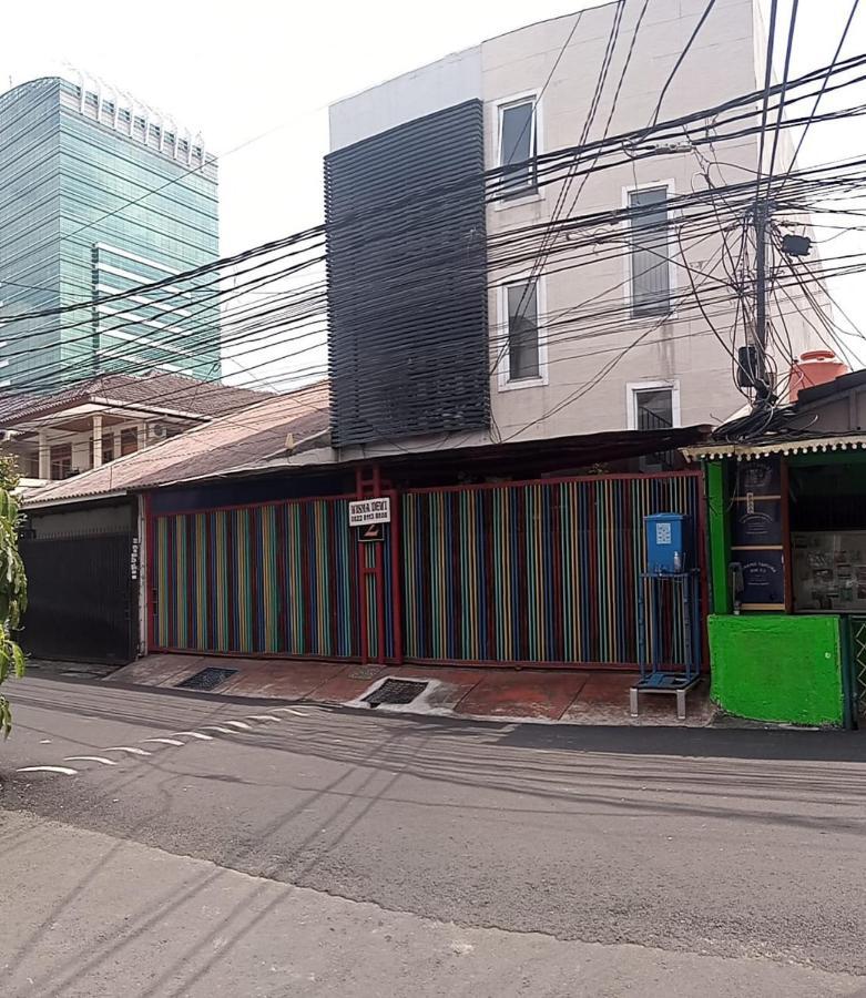 Spot On 90538 Wisma Dewi Syariah Jakarta Extérieur photo
